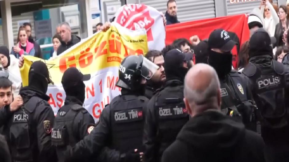 İstanbul’da 1 Mayıs: Yaklaşık 400 kişi gözaltında