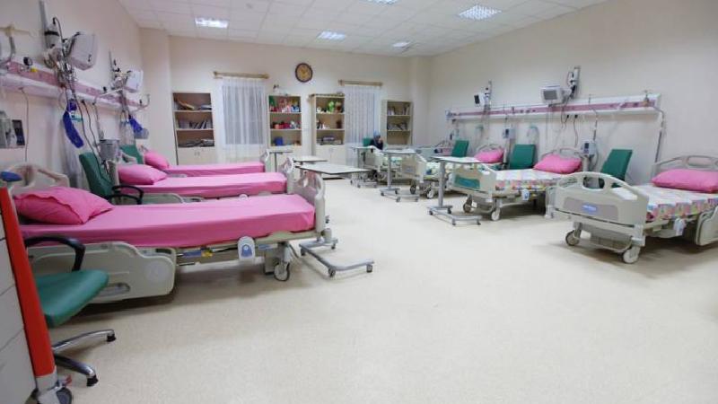 Pediatri alarm veriyor; hastanelerde asistan yok, klinikler kapanıyor