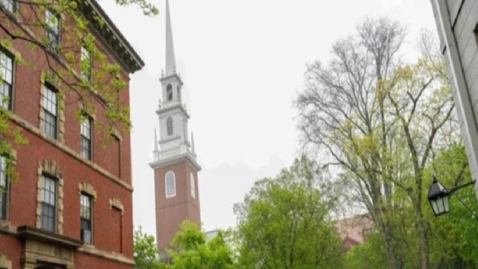 Trump yönetiminin Harvard’a uluslararası öğrenci yasağı kararına durdurma