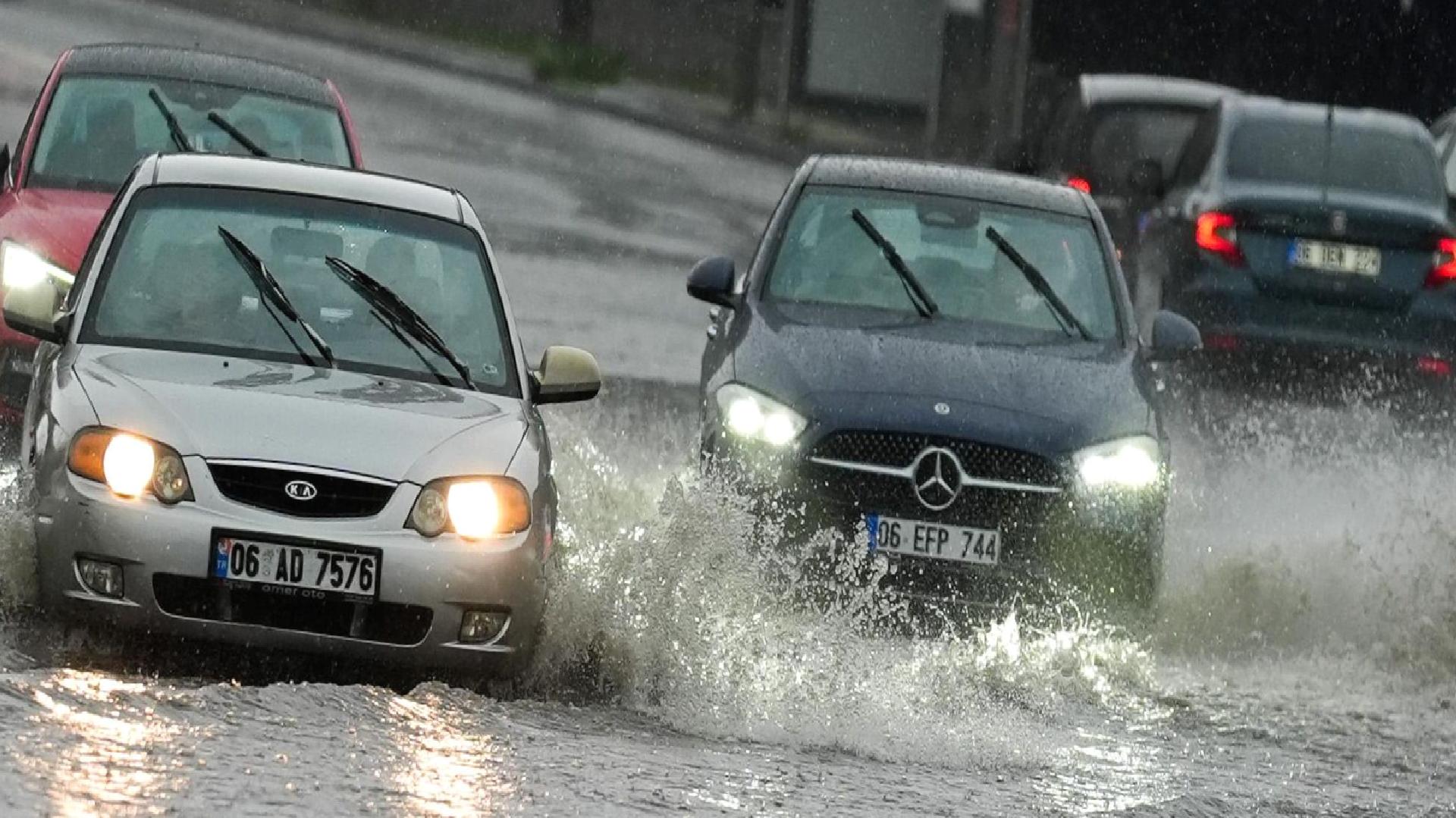 Ankara Valiliği’nden son dakika ‘Risk çok yüksek’ alarmı: 21.00’e kadar evden çıkmayın