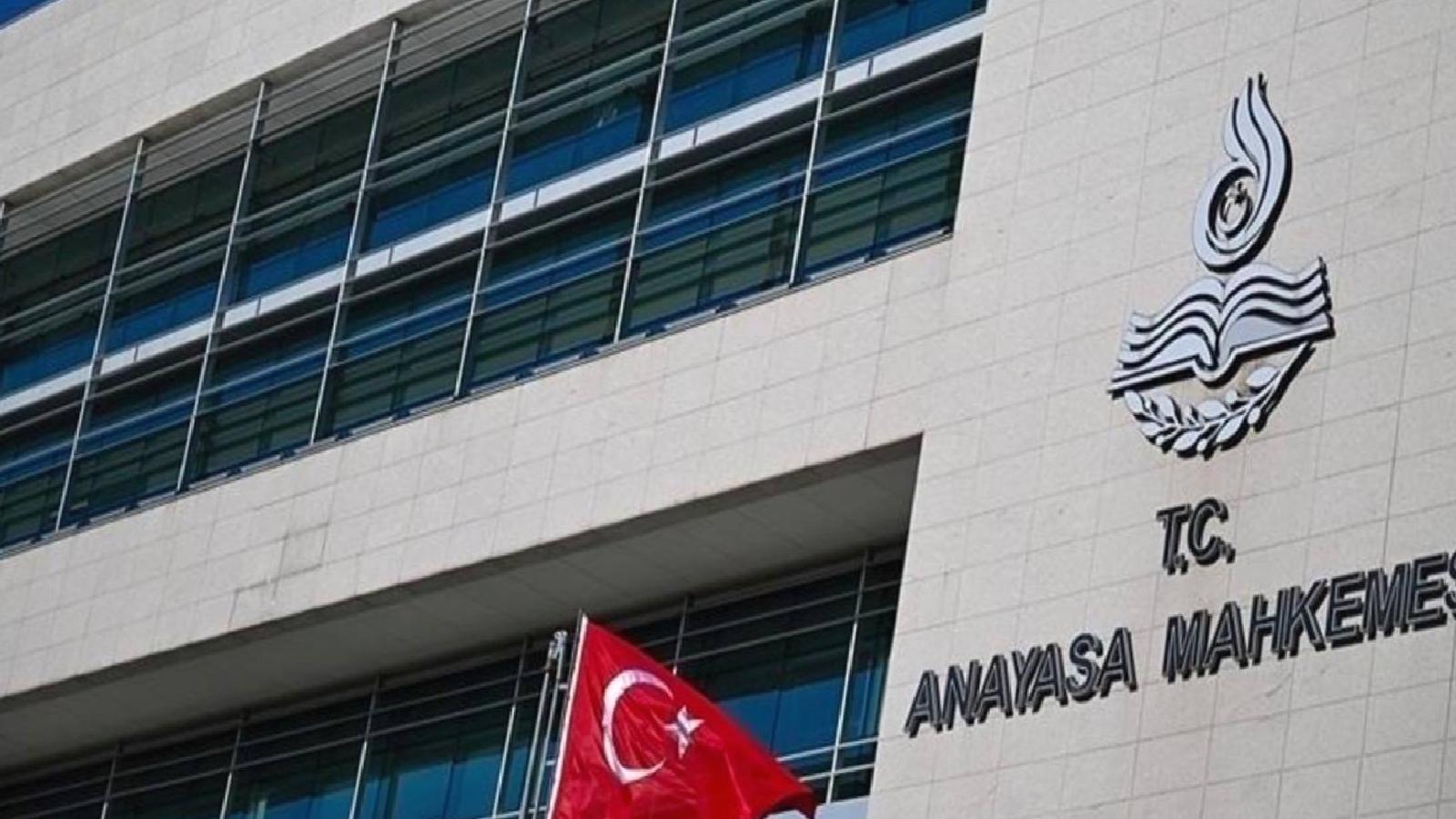 AYM’den, Devlet Memurları Kanunu’ndaki kınama cezasıyla ilgili kritik iptal