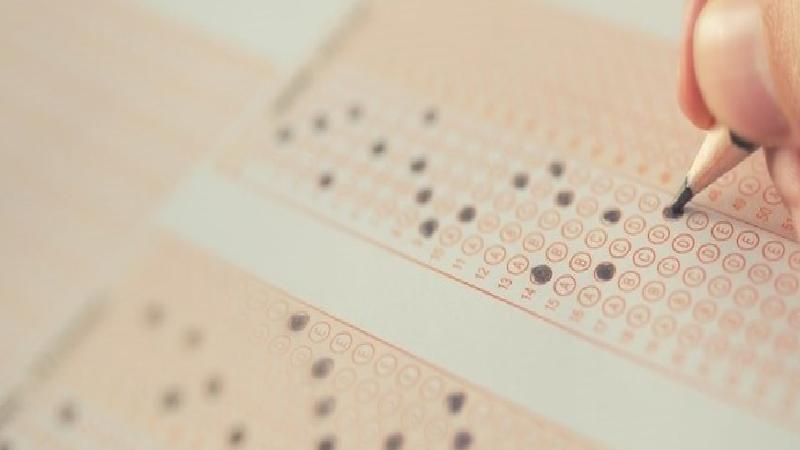 CHP’li Özçağdaş’tan Bakan Tekin’e soru önergesi: LGS devam ederken ilk oturum sınav kitapçığı nasıl paylaşılmıştır?