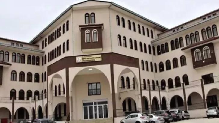 Çiçek hastalığı görülen sınıfta, eğitime yıl sonuna kadar ara verildi