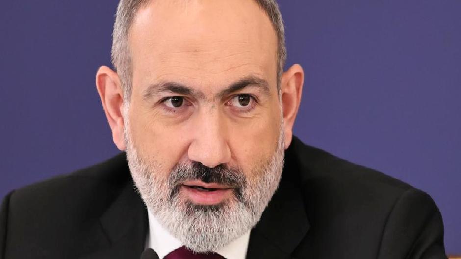 Erdoğan, Ermenistan Başbakanı Paşinyan ile görüştü