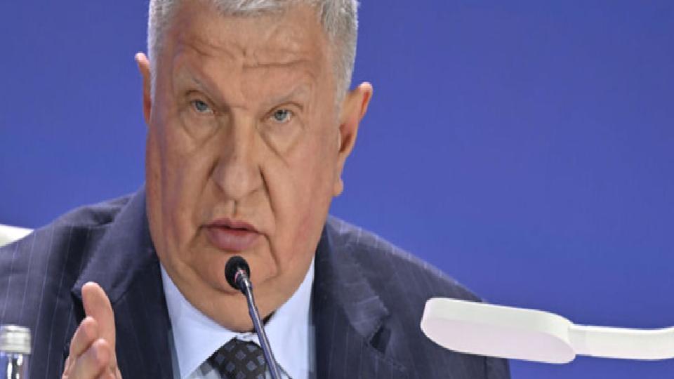 Rosneft CEO’su Seçin: Altın ve kripto paralara yönelim artıyor