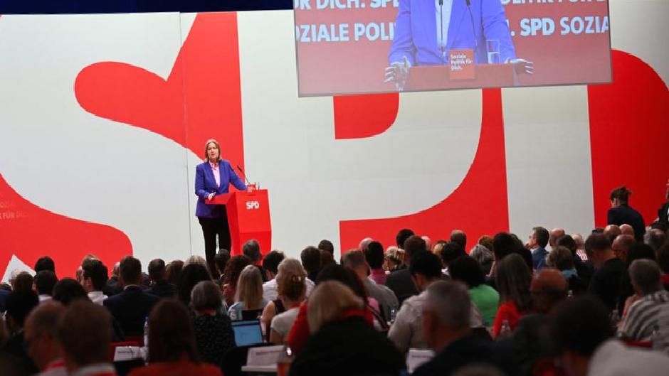 SPD aşırı sağcı AfD’nin kapatılması için çalışma başlatıyor