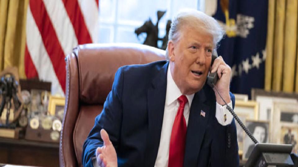 Trump’tan yeni hamle: Trump Mobile