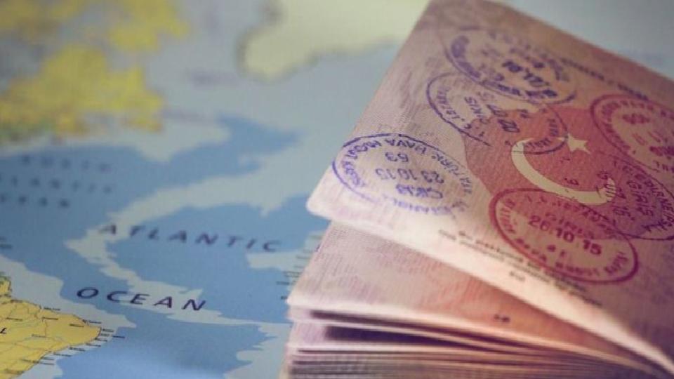 YEDAB: Gençlerin öğrenci vizesi alması gittikçe zorlaşıyor