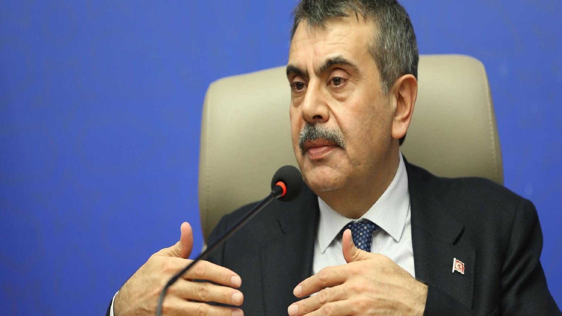 Bakan Tekin: LGS’de 719 öğrencimizin tüm soruları yanıtlaması sağlıklı bir durum