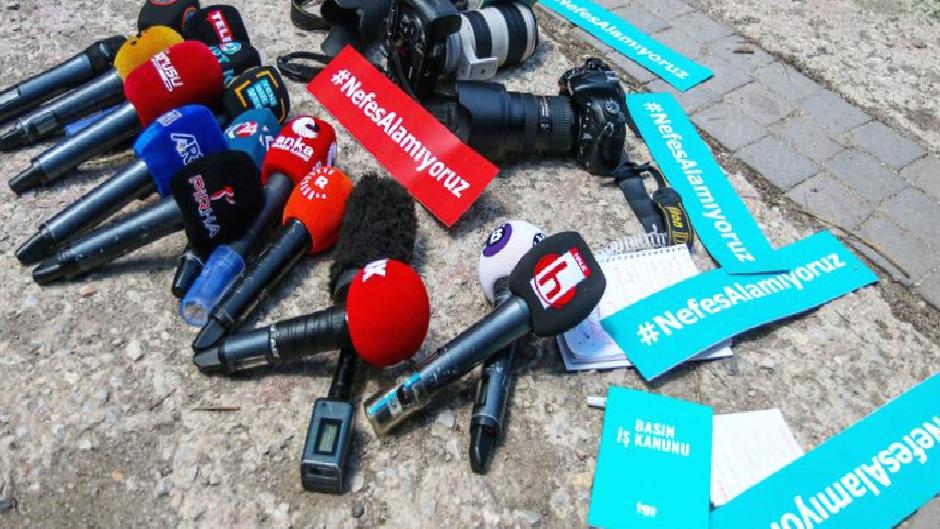 Basın meslek örgütlerinden “sansüre hayır” mesajları