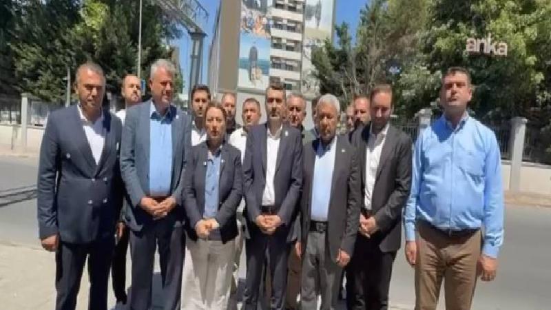 CHP Adana Milletvekilleri, İstanbul Emniyet’i önünde: Hukukun üstünlüğüne ve hakimlerin vicdanına güvenmek istiyoruz