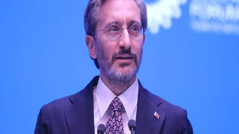 Ertuğrul Özkök: Eski Dezenformasyon Müdürüne ChatCPT; yeni İnsan Hakları Müdürüne ben cevap veriyorum