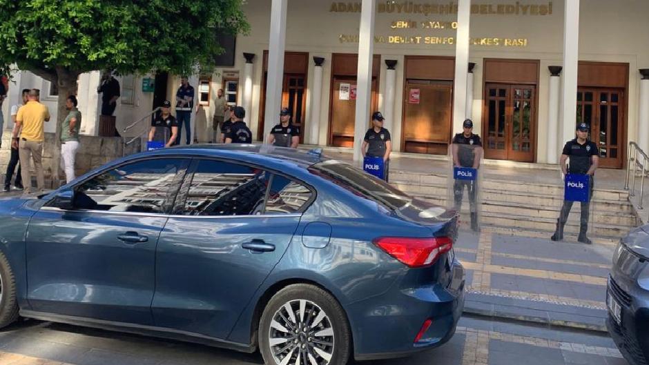 Karalar, Böcek ve Tutdere’nin gözaltına alınmasına tepki