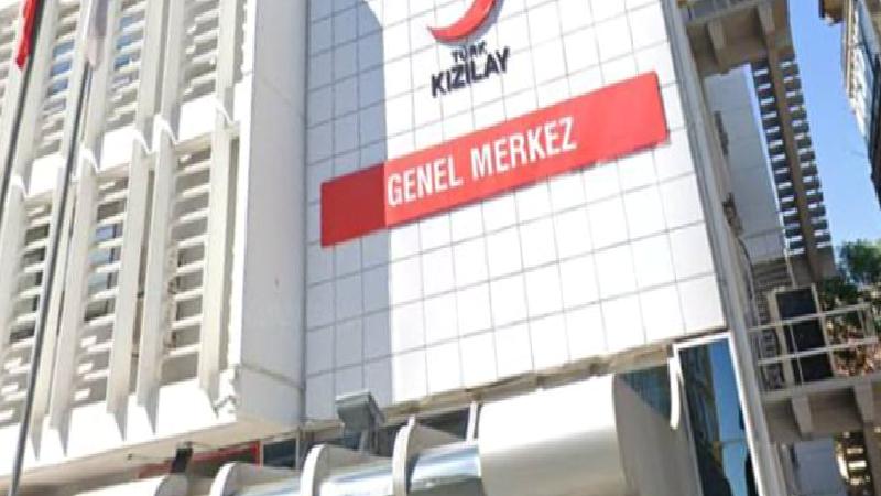 Kızılay’ın il ve ilçe yönetiminde çok sayıda AKP’li var