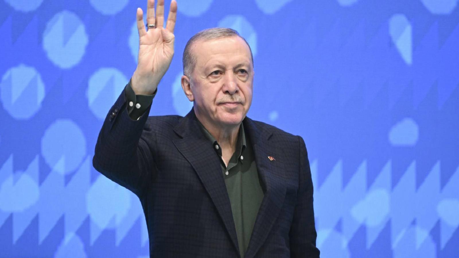 Murat Yetkin: Erdoğan’ın AKP, MHP, DEM üçlüsü sözleri resmi metinlerden niye çıktı?