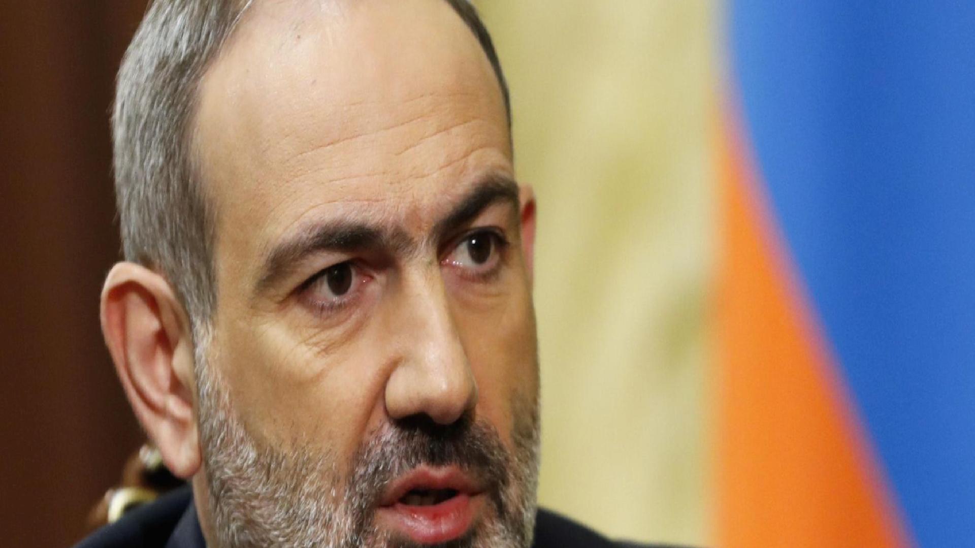 Sırp teoloji uzmanı: Paşinyan yeni bir Ermeni kimliği oluşturmak istiyor