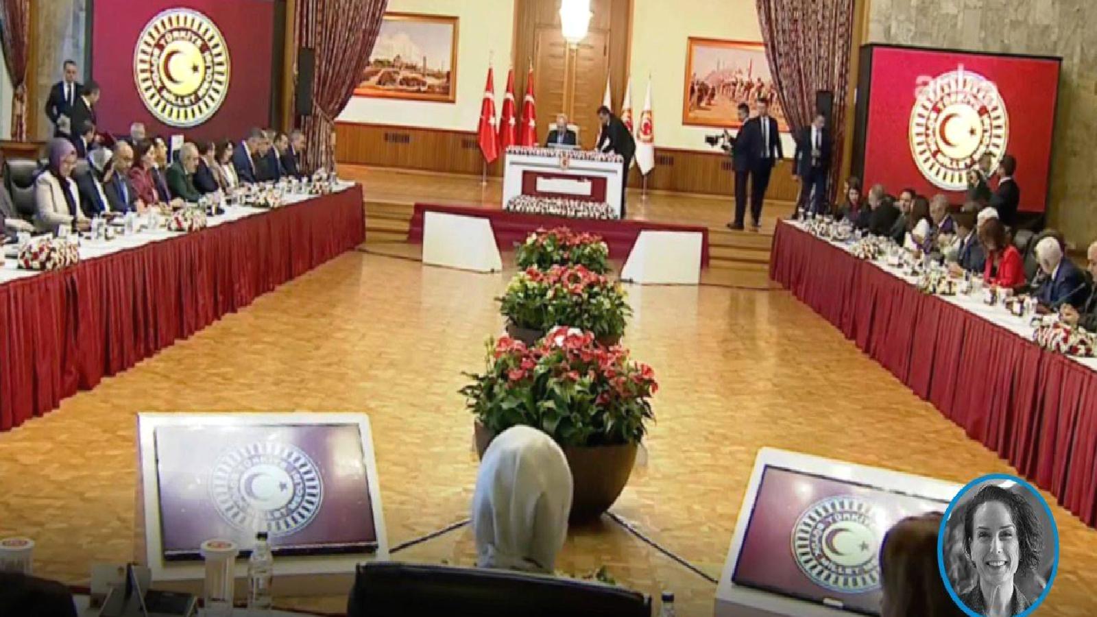 Ailelerin dinleneceği komisyon toplantısı başladı | Kurtulmuş: Safları sıklaştırmalıyız; hiçbir pazarlık yok, olmayacak