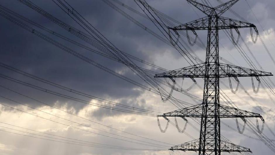 Almanya’yı ikiye bölen tartışma: Elektrik fiyatları