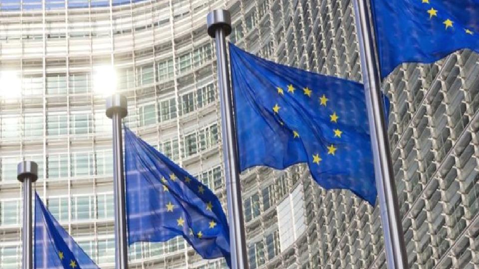 Euro Bölgesi’nde hizmet PMI 4 ayın zirvesinde