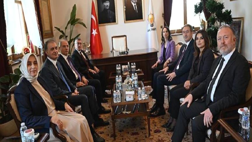 Fatih Altaylı: DEM Parti ve PKK, AKP’ye güvenmiyor; Öcalan partiyi ve örgütü ikna etmeye çalışmış, hakaret etmiş