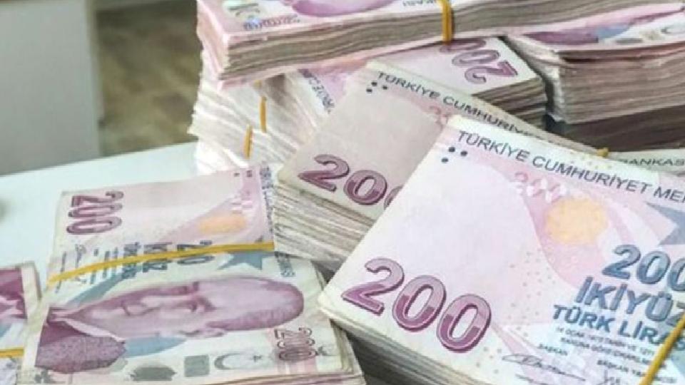 Hazine 823,2 milyar liralık iç borçlanmaya gidecek