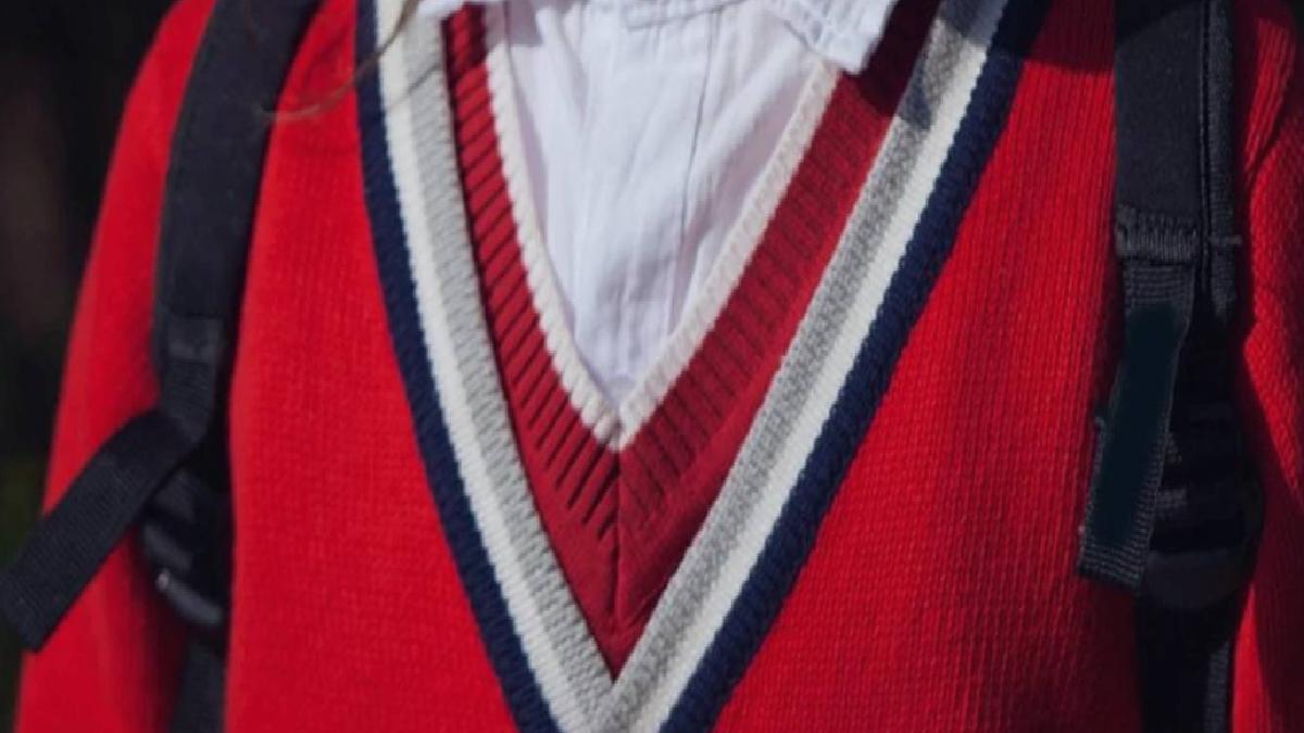 Okul kıyafetleri cep yakıyor: Devlette bin 700 TL, özelde 10 bin TL