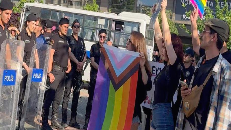 Onur Yürüyüşü davasında iki sanığa tahliye