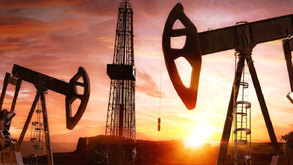 Petrolde ivme yukarı