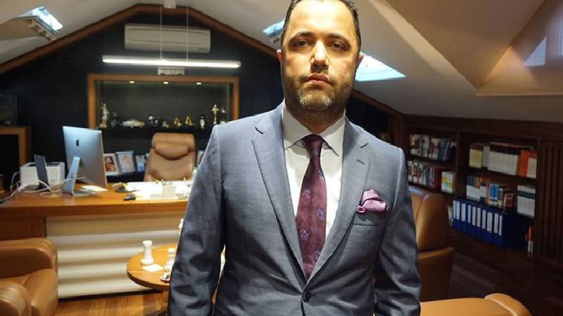 Rezan Epözdemir soruşturmasında ifade veren eski savcının katibi: Savcı üzerinden hakim ve savcılara taleplerde bulunuyordu; müvekkilinin yurt dışı yasağını kaldırttı