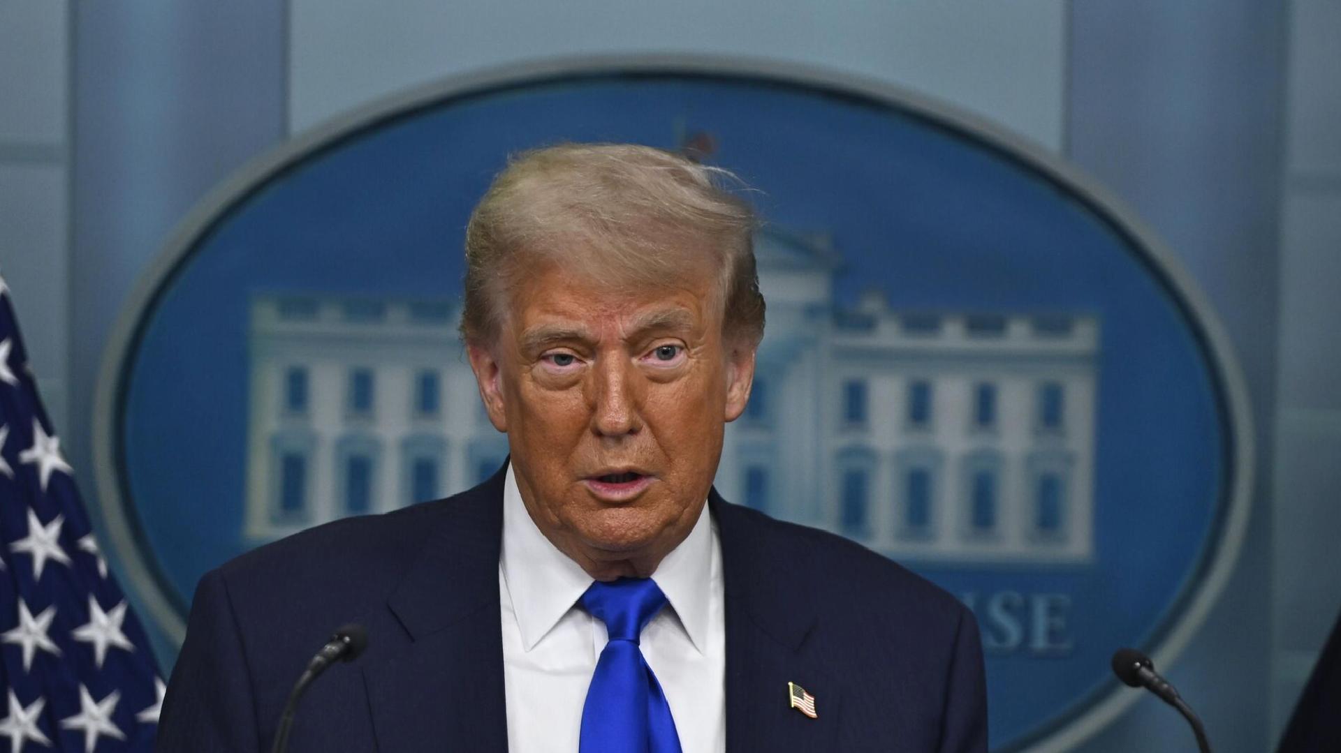 Trump, Fed Yönetim Kurulu Üyesi Cook’u görevden aldı: ‘Potansiyel olarak suç teşkil eden davranışınız ışığında…’
