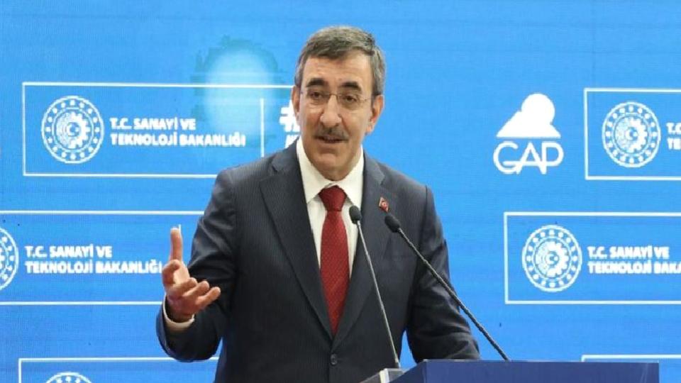Yılmaz: Enflasyonla mücadelede kararlı bir şekilde yol alıyoruz