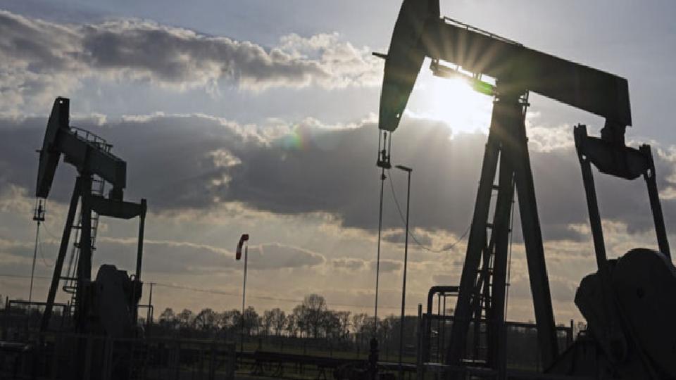 Çin zirvesinin ardından petroldeki düşüş sürüyor