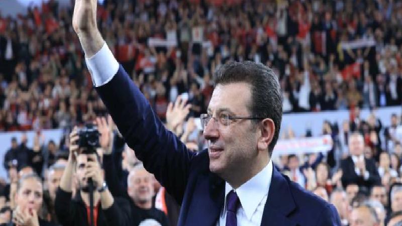 Ekrem İmamoğlu: Tek çaremiz eğitimde devrim, sporda devrim!
