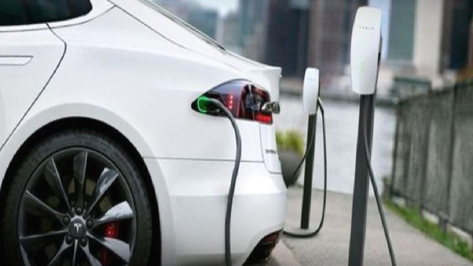 EPDK: Elektrikli otomobil sayısı 5 yılda 1 milyonu aşacak