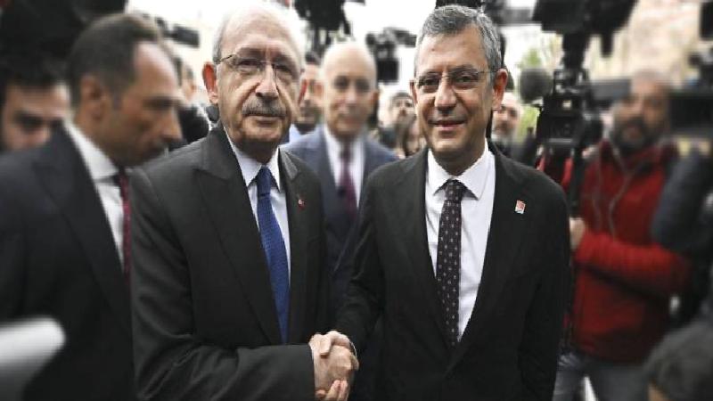 Özgür Özel’den kritik açıklama: Kılıçdaroğlu’nun kayyım kararına tenezzül etmeyeceğini düşünüyorum, Kemal Bey’i partiden atmak değil, baş tacı yapmak isteriz