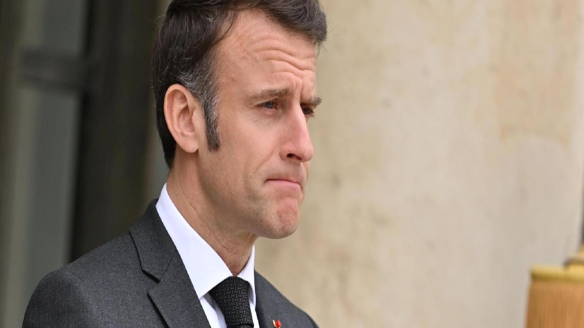 ‘Yeni başbakan arayışındaki zorluklar Macron’un istifasına yol açabilir’