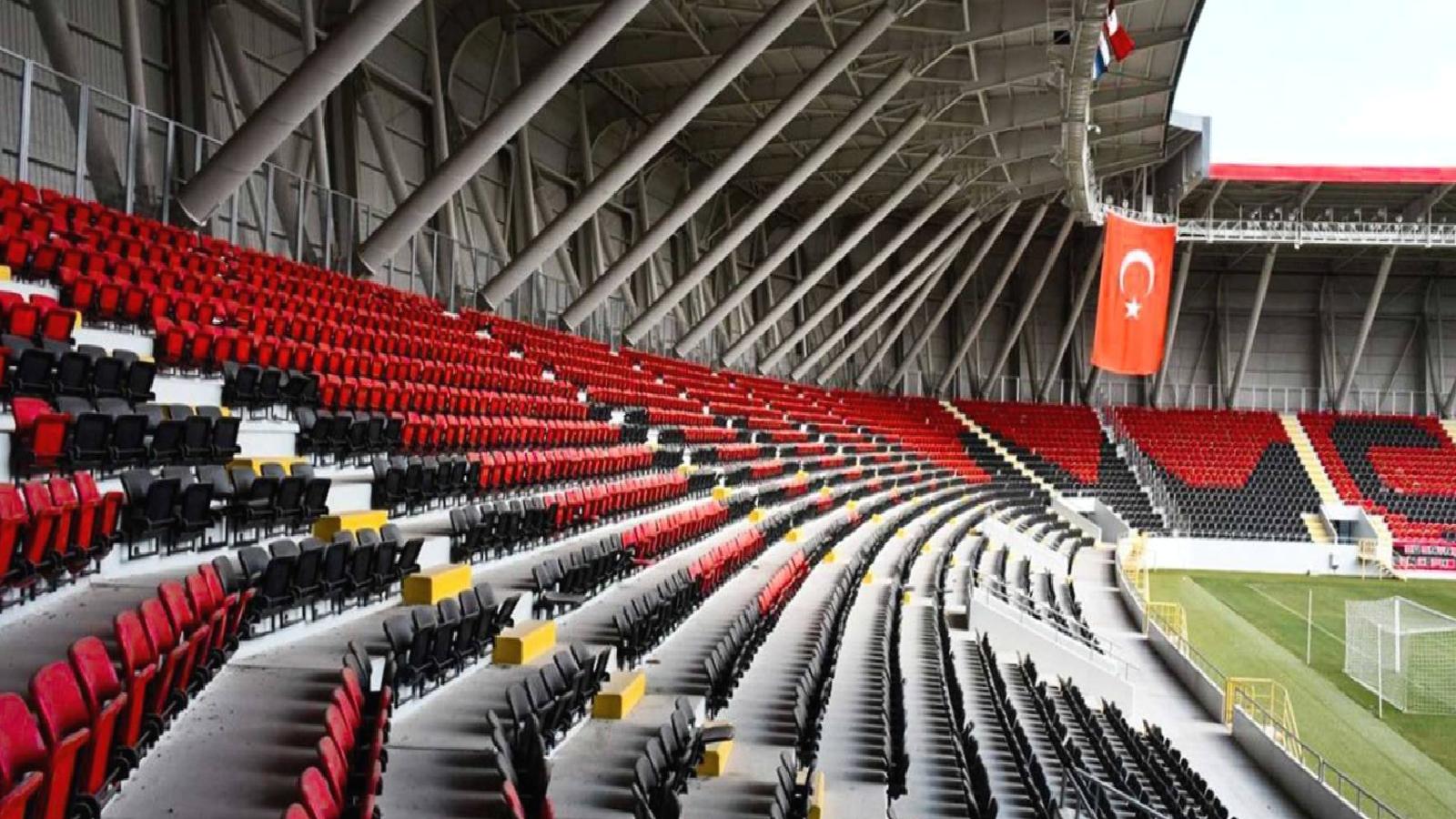 Çorum FK’nın taraftar grubu liderine dolandırıcılık suçlaması: Parasını isteyen taraftarları darp etti