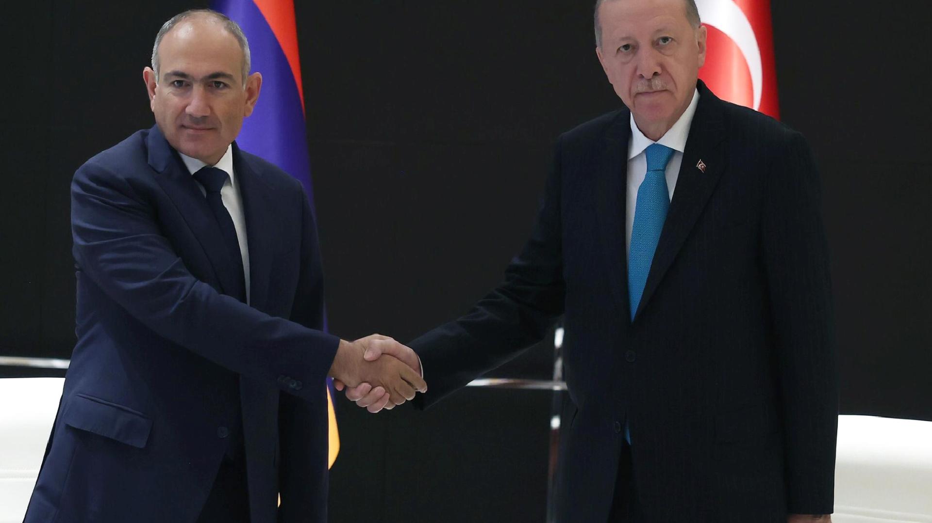 Ermenistan Başbakanı Paşinyan: Türkiye ile olumlu diyalog, yakın gelecekte sınırların açılabileceğine dair umut veriyor