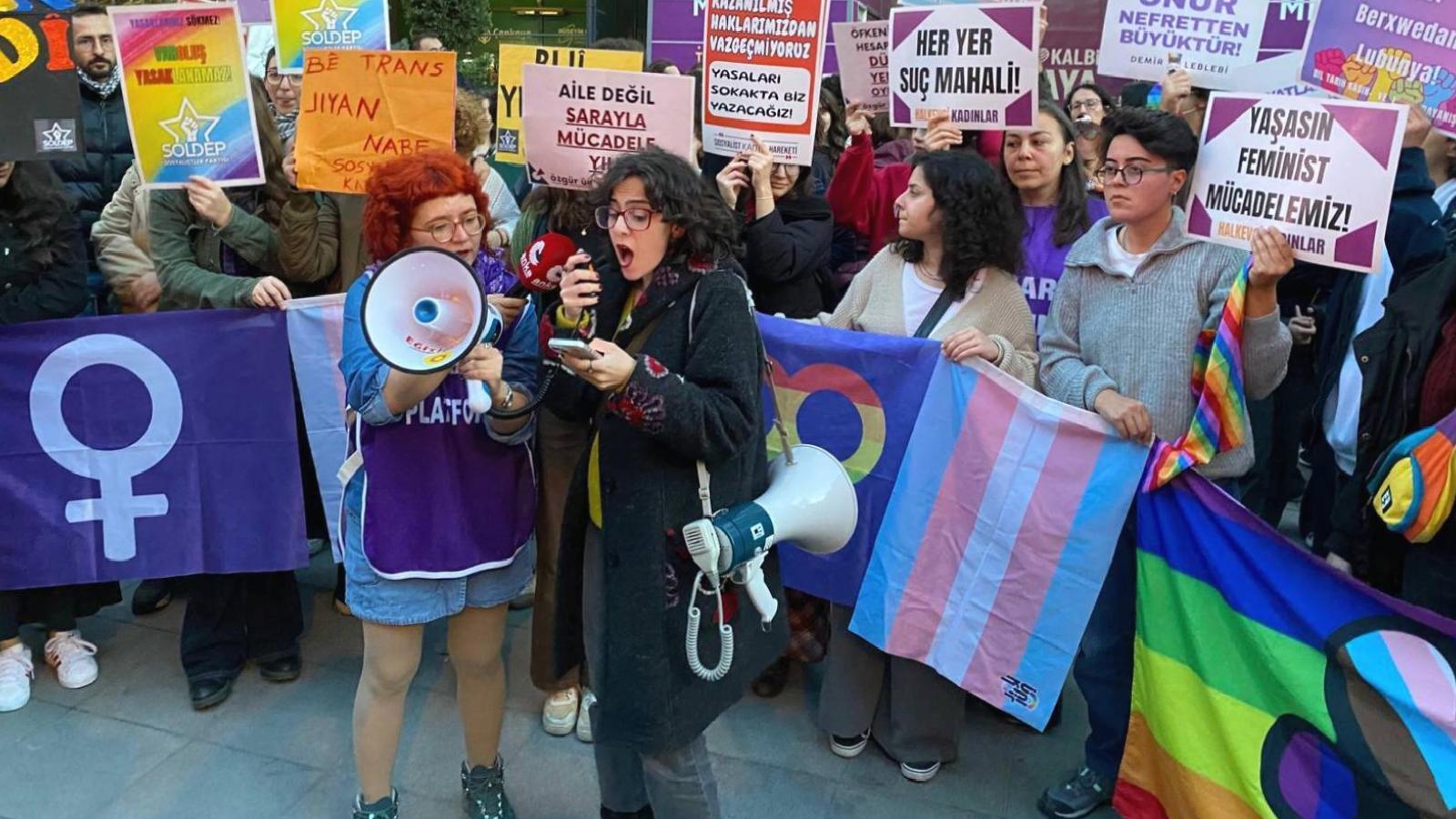 Kadınlar ve LGBTİ+’lar sokakta: 11. Yargı Paketi yalnızca bir yargı düzenlemesi değil; toplumsal barış tehdit eden bir zorbalık yasası taslağıdır