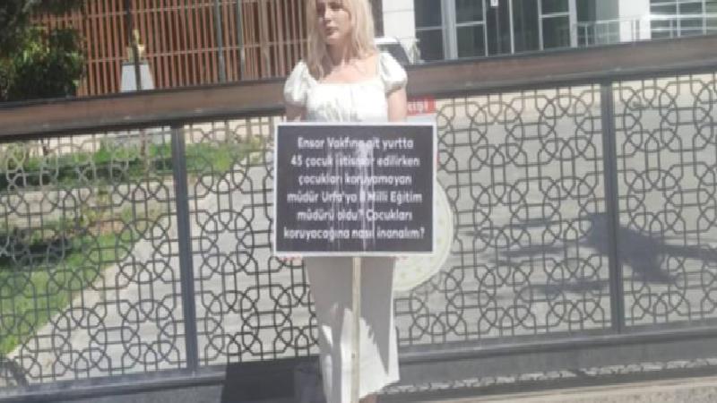 Şanlıurfa’da iki yıllık adalet nöbeti: Çocuk istismarına karşı susanlardan değil, ses çıkaranlardan olacağım!