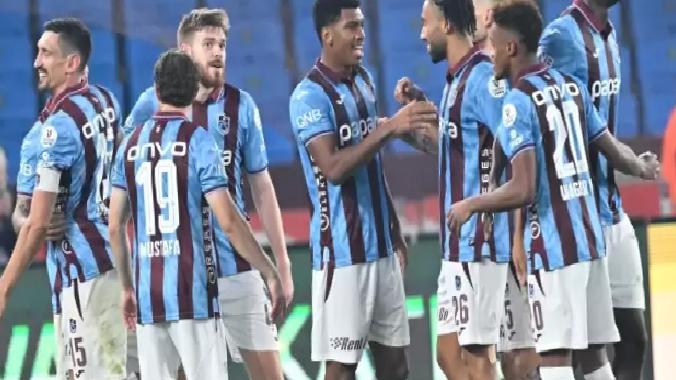 Trabzonspor, son 15 sezonun en iyi ikinci ilk 8 haftasını geride bıraktı