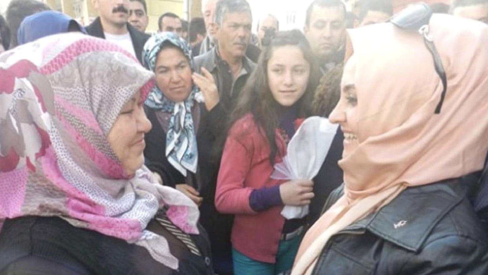 Adalet Bakan Yardımcısı Yılmaz’ın teyzesi olan Çevre Bakanlığı İstanbul İl Müdür Yardımcısı Yazıcı ve oğlu tutuklandı: El konulan eşyaları satmışlar!