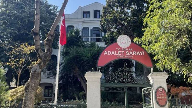 Adli emanetteki 12 silah kaybolmuştu | Tutuklanan zabıt kâtibi: 2 silahı intihar etmek için aldım, diğer silahlarla ilgili bilgim yok