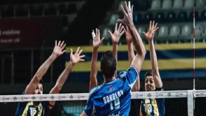 Halkbank, Fenerbahçe’ye set vermedi