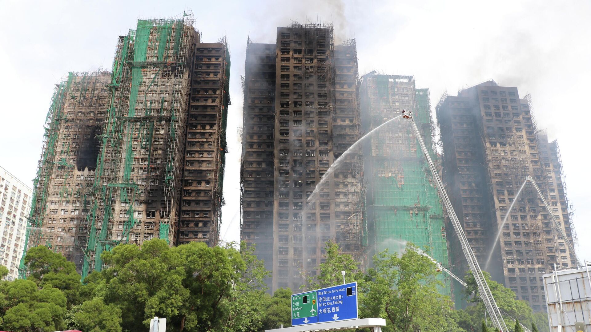 Hong Kong’daki yangında en az 151 kişi ölmüştü: Bağımsız soruşturma komitesi kurulacak