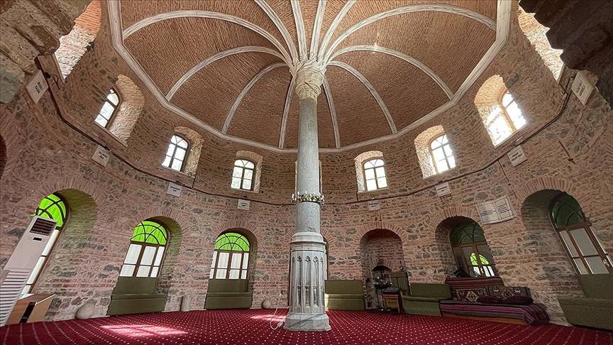 Cemevlerinin ‘kültürel tesis’ olarak tanımlanmasına Alevi derneklerinden ortak açıklama: İnkâr siyasetinin yeni bir ilanı