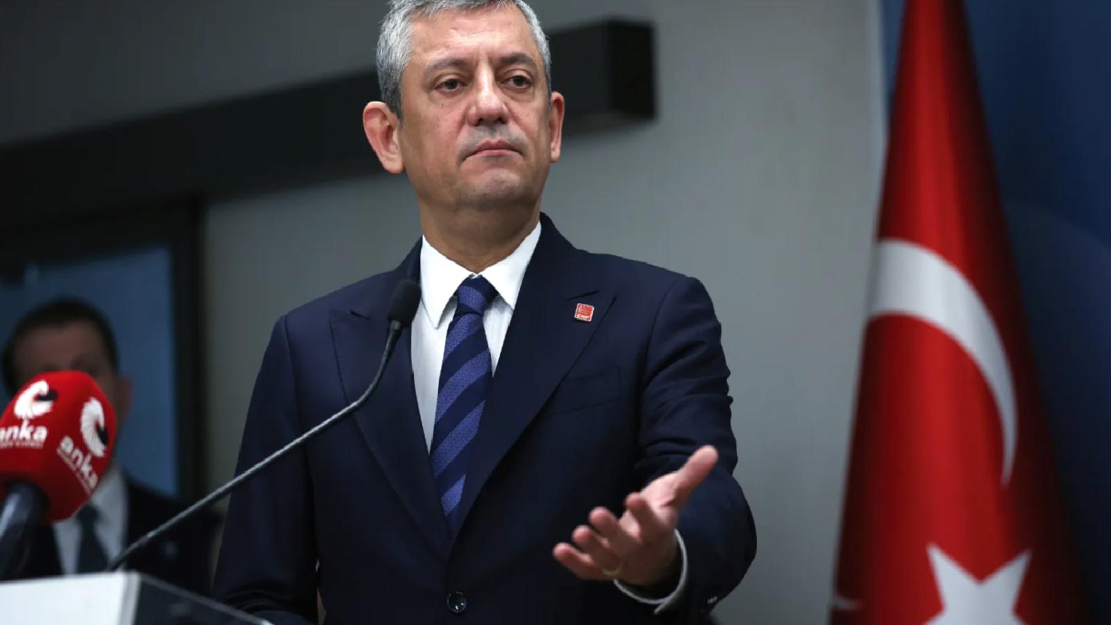 Özel’den iktidarın “kentsel dönüşüm” eleştirilerine yanıt: Senin döneminde mağdur olan bin 500 kişiye bugün anahtar dağıtıyoruz