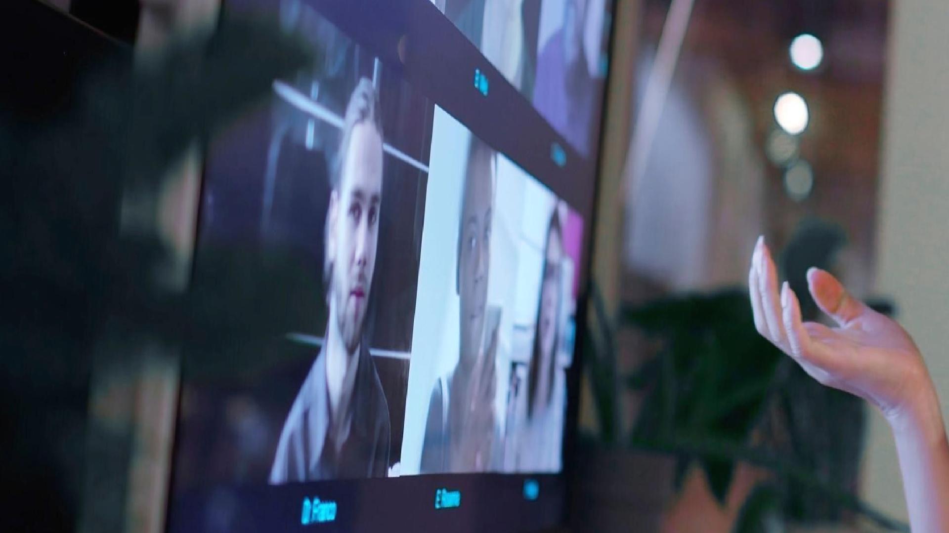 Fransa’da memurlara Amerikan uygulamaları Zoom ve Teams yasağı