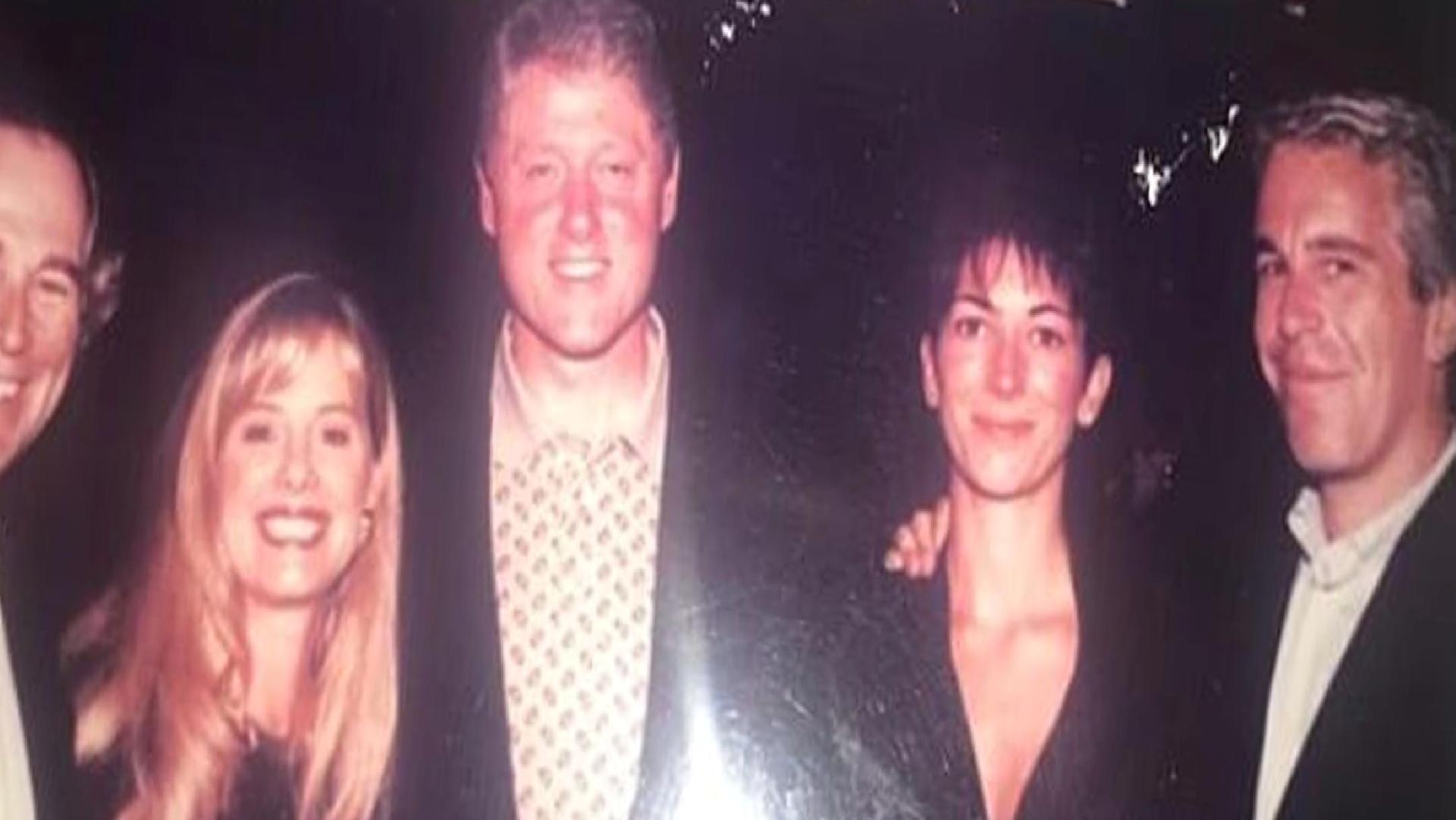 Hillary Clinton’ın Epstein ifadesi yarıda kesildi: Fotoğraf krizi oturumu durdurdu