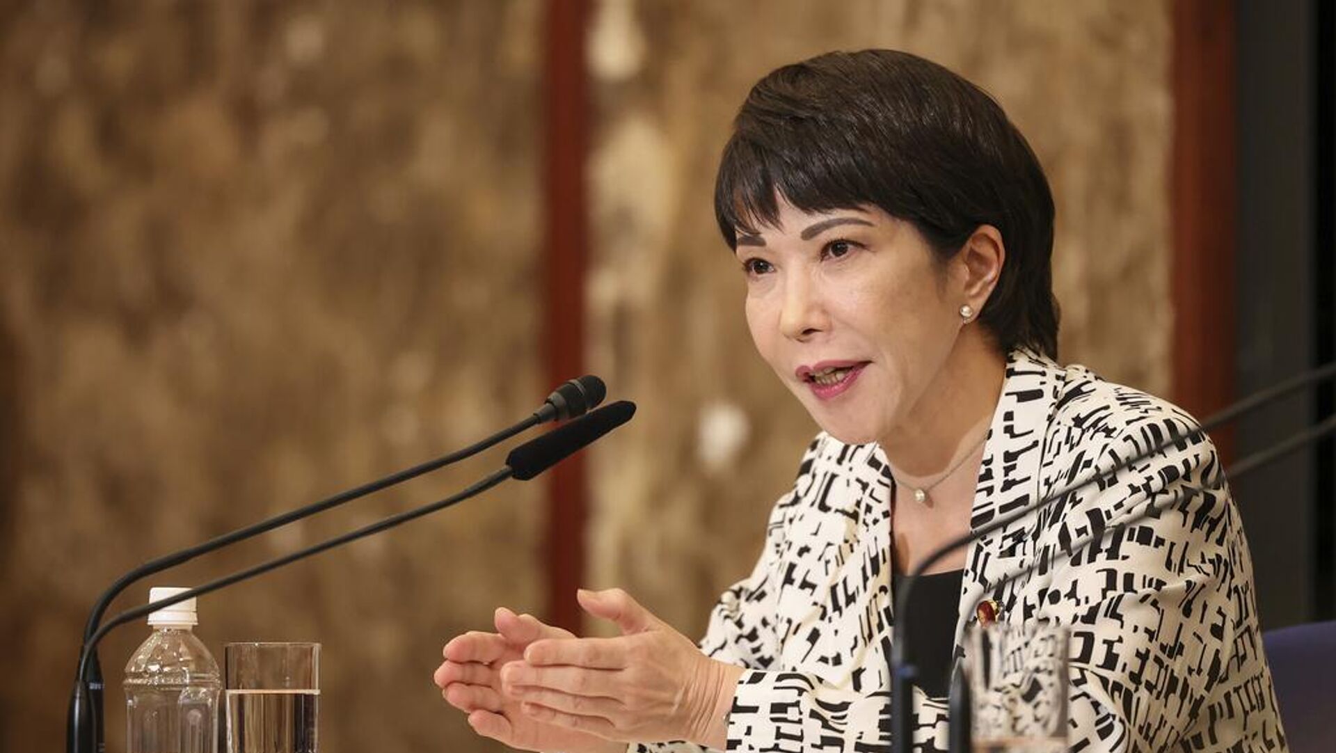 Japonya yarın erken seçim için sandık başına gidiyor